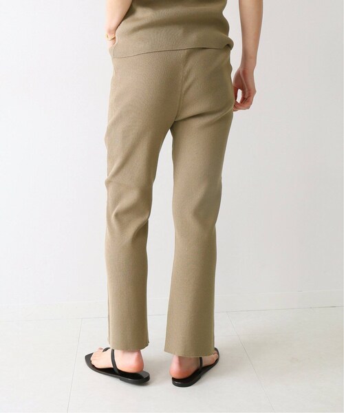 Deuxieme Classe(ドゥーズィエムクラス)の「SWING RIB パンツ(パンツ・ブラック/36/在庫なし/38)」の19枚目の写真