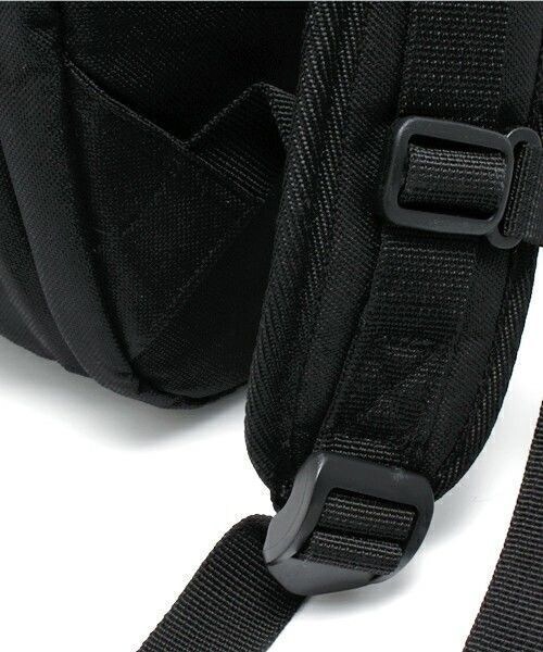 INDISPENSABLE （インディスペンサブル）の「INDISPENSABLE/IDP.Daypack“JAZZ”（バックパック/リュック・メンズ・ブラック/グレー/ネイビー/カモフラージュ・FREE）」の13枚目の写真