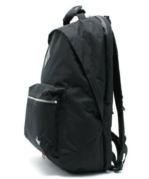 INDISPENSABLE （インディスペンサブル）の「INDISPENSABLE/IDP.Daypack“JAZZ”（バックパック/リュック・メンズ・ブラック/グレー/ネイビー/カモフラージュ・FREE）」の5枚目の写真