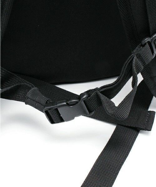 INDISPENSABLE （インディスペンサブル）の「INDISPENSABLE/IDP.Daypack“JAZZ”（バックパック/リュック・メンズ・ブラック/グレー/ネイビー/カモフラージュ・FREE）」の12枚目の写真