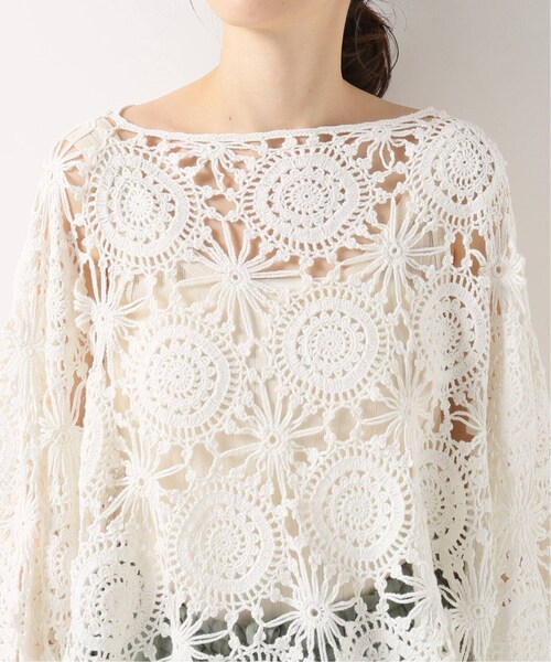 【IENA LA BOUCLE】サークルクロッシェモチーフ ケーププルオーバー IENA（イエナ）の「IENA LA BOUCLE サークル クロッシェモチーフ