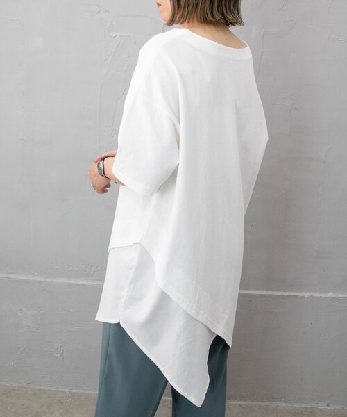 Sheson（シーズン）の「Sheson(シーズン)異素材切替アシメチュニックTee（チュニック・レディース・チャコールグレー(ストライプ）/ベージュ(ストライプ)/オフホワイト/ブラック・FREE）」の5枚目の写真