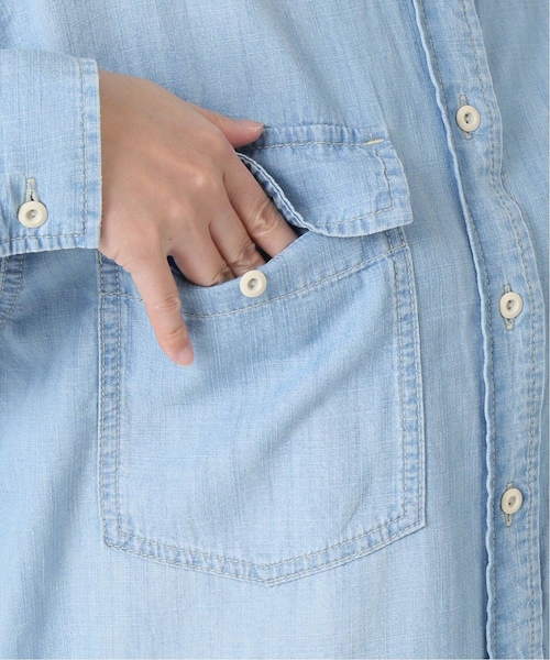 スローブイエナ　24SS LE DENIMライトオンスクロップドシャツ　ブルー系 追加2》LE DENIMクロップドシャツ | スローブ イエナ(SLOBE IENA