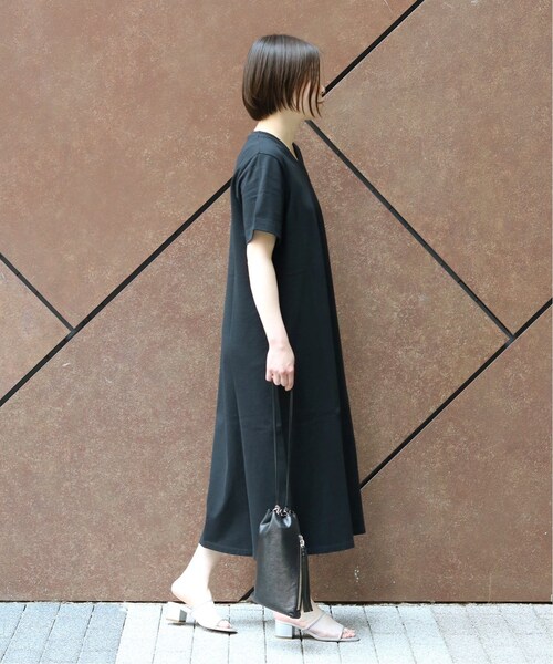 B.C STOCK（ベーセーストック）の「シルケットテンジクサイドプリーツワンピース◆（ワンピース/ドレス・ブラック/フリー/在庫なし）」の6枚目の写真