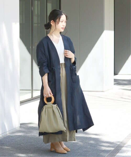 B.C STOCK（ベーセーストック）の「ウッドハンドルプリーツBAG◆（バッグ・ブラック/フリー/在庫あり）」の11枚目の写真