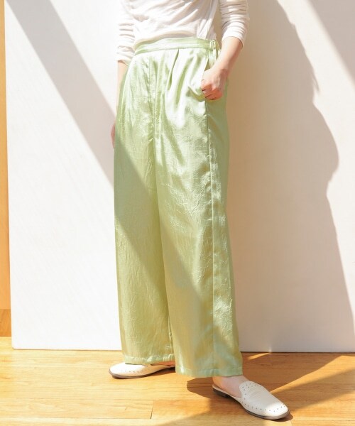 PAGEBOY（ページボーイ）の「クラッシュサテンパンツ（パンツ・レディース・ブラック/グレージュ/ライム・F）」の12枚目の写真