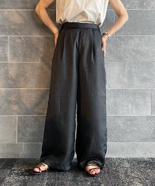 PAGEBOY（ページボーイ）の「クラッシュサテンパンツ（パンツ・レディース・ブラック/グレージュ/ライム・F）」の4枚目の写真