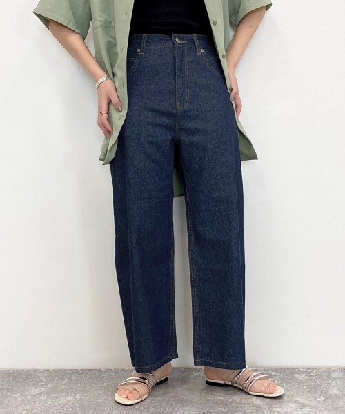 PAGEBOY（ページボーイ）の「【期間限定プライス】ライトオンスコクーンデニムパンツ（パンツ・レディース・ブラック/ブルー/インディゴ/カスノコシ・25(Sサイズ)/26(Mサイズ)）」の4枚目の写真