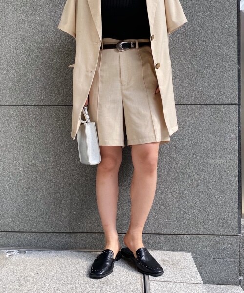 PAGEBOY（ページボーイ）の「【期間限定プライス】SETUPショートトラウザー（パンツ・レディース・ブラック/ベージュ/グリーン・F）」の2枚目の写真