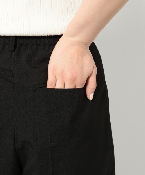 PAGEBOY（ページボーイ）の「【期間限定プライス】SETUPショートトラウザー（パンツ・レディース・ブラック/ベージュ/グリーン・F）」の13枚目の写真