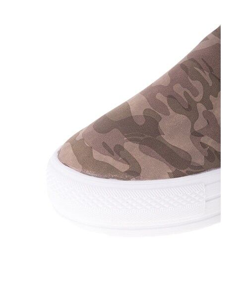 w closet（ダブルクローゼット）の「【A/W】厚底スリッポン（シューズ・レディース・カモフラ/ネイビー/アイボリー・M/L）」の4枚目の写真