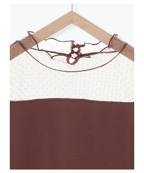 ehka sopo（エヘカソポ）の「ドットチュールインナー（トップス・アイボリー/ブラック/ベージュ/ブラウン・F）」の3枚目の写真