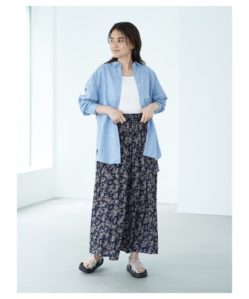 AMERICAN HOLIC（アメリカンホリック）の「ドロストサテンワイドパンツ（パンツ・ダークネイビー/ドット/スモールフラワー/フラワー/フラワーネイビー・M/L）」の3枚目の写真