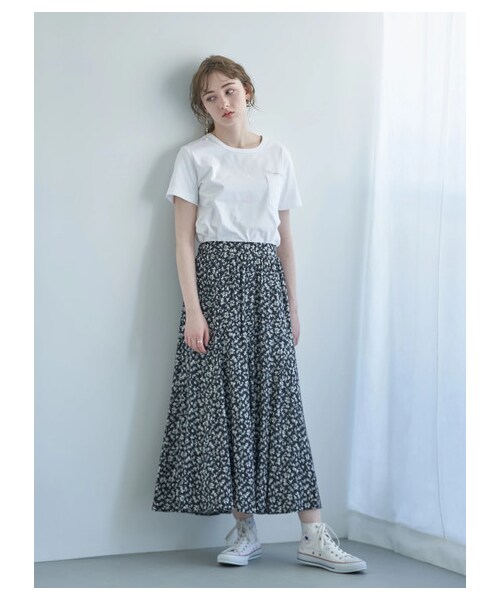 earth music&ecology（アースミュージックアンドエコロジー）の「【Special Price】綺麗フレアスカート（スカート・アイボリー/ベージュ/ネイビー/ドット/フラワーベージュ/フラワーブラック・F）」の22枚目の写真