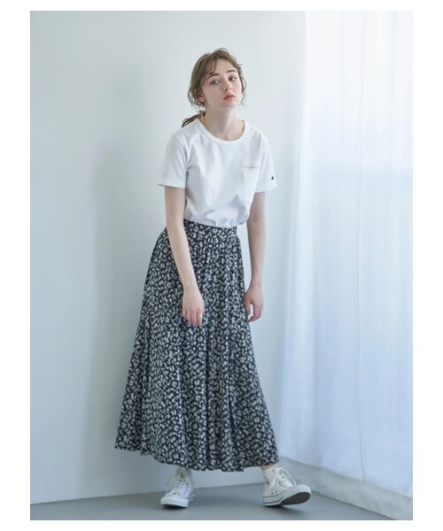 earth music&ecology（アースミュージックアンドエコロジー）の「【Special Price】綺麗フレアスカート（スカート・アイボリー/ベージュ/ネイビー/ドット/フラワーベージュ/フラワーブラック・F）」の21枚目の写真