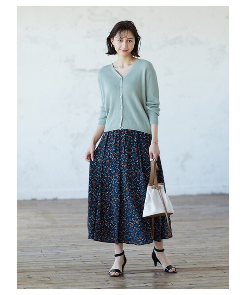 earth music&ecology（アースミュージックアンドエコロジー）の「【Special Price】綺麗フレアスカート（スカート・アイボリー/ベージュ/ネイビー/ドット/フラワーベージュ/フラワーブラック・F）」の16枚目の写真