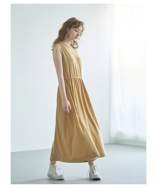 earth music&ecology(アースミュージックアンドエコロジー)の「Champion×earthワンピース(ワンピース/ドレス・ブラック/イエロー・F)」の14枚目の写真