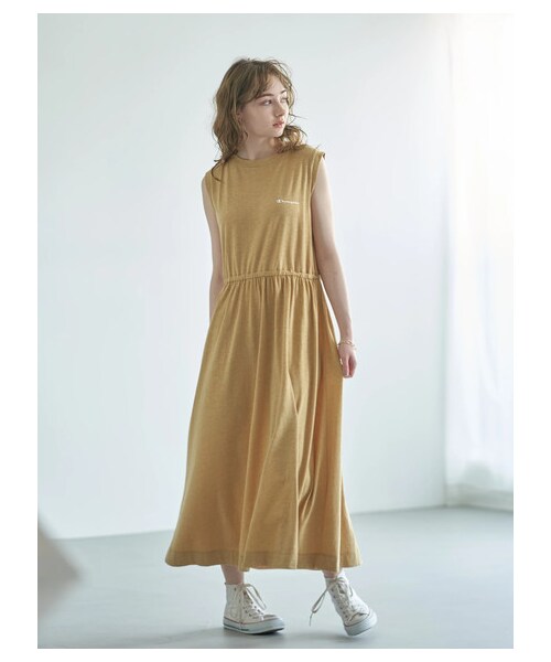 earth music&ecology(アースミュージックアンドエコロジー)の「Champion×earthワンピース(ワンピース/ドレス・ブラック/イエロー・F)」の12枚目の写真