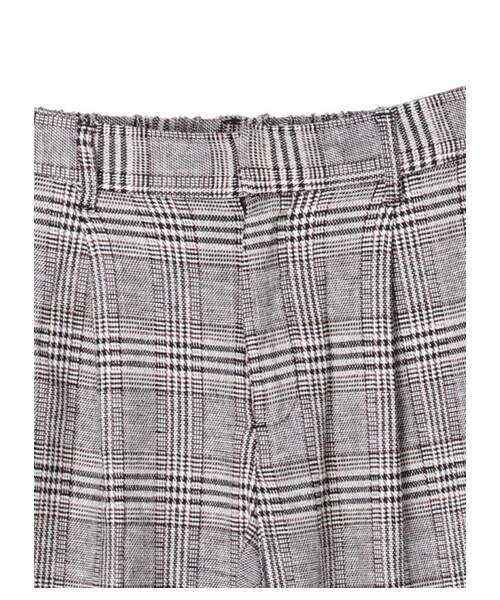 earth music&ecology（アースミュージックアンドエコロジー）の「【Special Price】めちゃはきやす麻混ワイドパンツ（パンツ・ベージュ/ネイビー/エクリュー/チェック・M/L）」の16枚目の写真