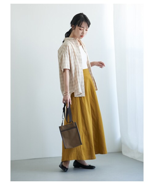 earth music&ecology（アースミュージックアンドエコロジー）の「【Special Price】40キャンブリック半袖2wayシャツ（トップス・アイボリー/ネイビー/チェックネイビー/チェックベージュ/チェックブラック/チェックアイボリー・F）」の2枚目の写真