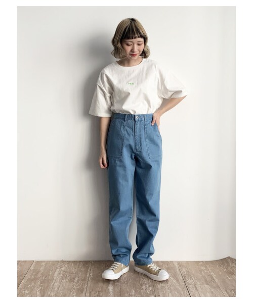 E hyphen world gallery(イーハイフンワールドギャラリー)の「【Special Price】ベーカーテーパードパンツ(パンツ・ライトインディゴ/ブラックインディゴ・F)」の17枚目の写真