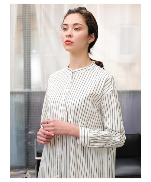 YECCA VECCA(イェッカヴェッカ)の「【Special Price】・ストライプ柄シャツワンピース(ワンピース/ドレス・オフホワイト/ベージュ・F)」の6枚目の写真