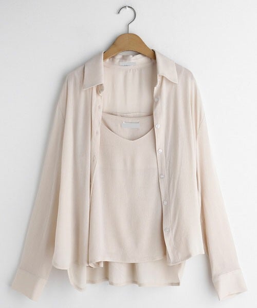 DHOLIC（ディーホリック）の「スリーブレス&シャツSET（アンサンブル・レディース・ホワイト/ベージュ/グリーン・FREE）」の2枚目の写真