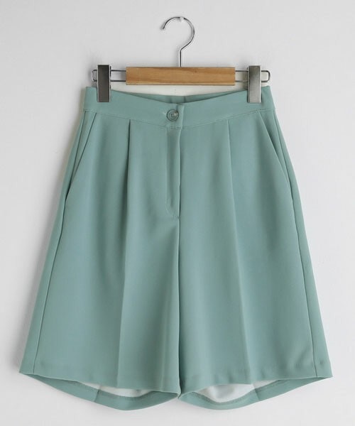 DHOLIC（ディーホリック）の「タックハーフワイドパンツ（その他パンツ・レディース・ベージュ/ブラック/グリーン/ブルー・S/M）」の3枚目の写真