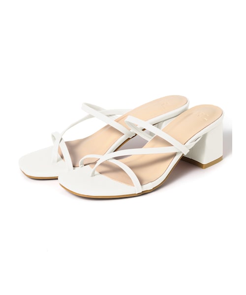 GRL（グレイル）の「ナローストラップサンダル（サンダル・レディース・ブラック/オリーブ/モカ/オレンジ/オフホワイト/レッド/ブラウン/イエロー/ベージュ/パイソン/シルバー・24.5）」の2枚目の写真