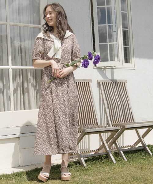 mysty woman（ミスティウーマン）の「フラワー5分袖マキシワンピース（ワンピース/ドレス・レディース・アイボリー/ブラック/ブラウン・F）」の10枚目の写真