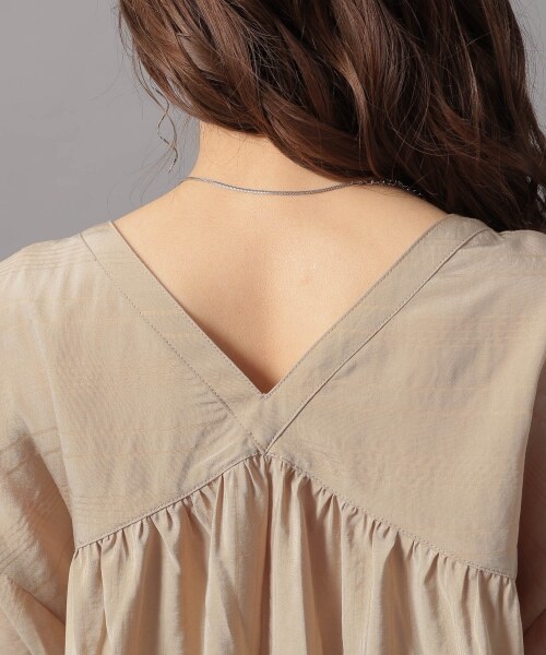 Andemiu(アンデミュウ)の「ヌキエリストライプシャツワンピース(ワンピース/ドレス・オフホワイト/ベージュ/ライトグリーン)」の17枚目の写真