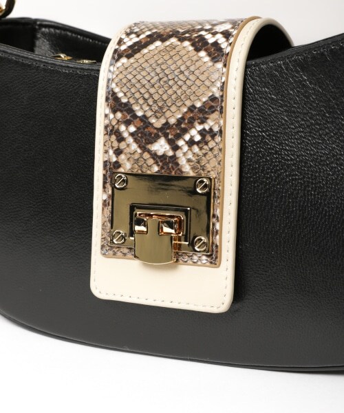 BARNYARDSTORM（バンヤードストーム）の「着せ替えウォレットショルダー（バッグ・ブラック/ライトベージュ）」の17枚目の写真