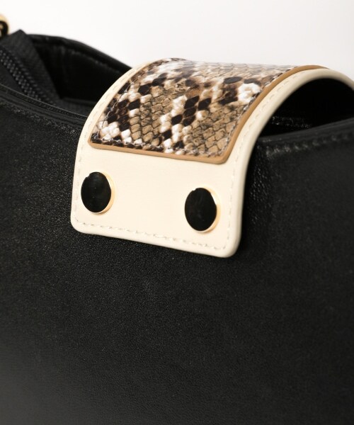 BARNYARDSTORM（バンヤードストーム）の「着せ替えウォレットショルダー（バッグ・ブラック/ライトベージュ）」の18枚目の写真