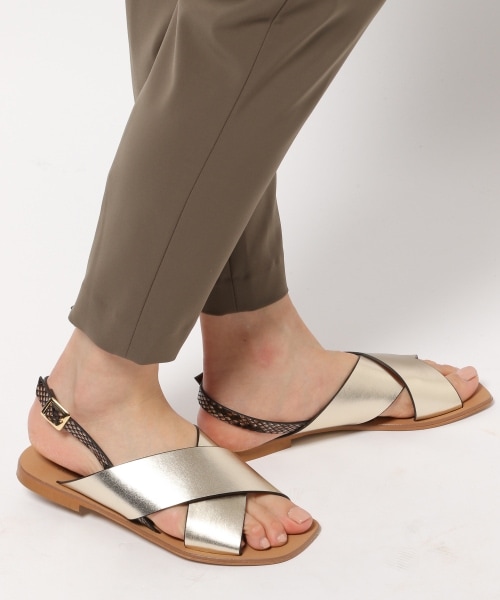 BARNYARDSTORM（バンヤードストーム）の「Ｗラインスクエアサンダル（シューズ・ゴールド/パイソン/ホワイト）」の19枚目の写真