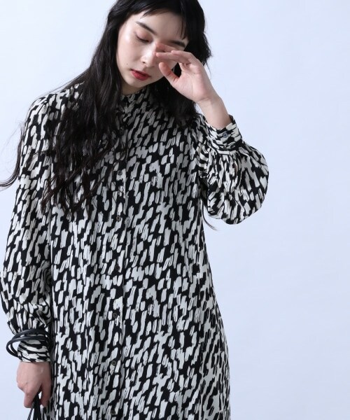 HARE（ハレ）の「スタンドエリキリカエマキシワンピース（ワンピース/ドレス・ブラック/ブラック系その他/テラコッタ）」の6枚目の写真