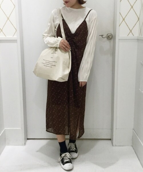 Heather（ヘザー）の「レトロコバナガラキャミワンピース（ワンピース/ドレス・ベージュ系/ブラウン系/グリーン系）」の2枚目の写真