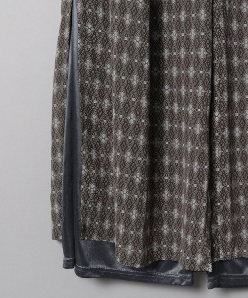 JEANASIS（ジーナシス）の「アソートシアーレイヤードパンツ（パンツ・ブラック()/グレー()/ブラウン()）」の9枚目の写真