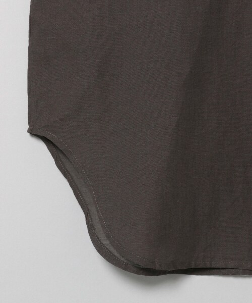 JEANASIS（ジーナシス）の「コットンリネンバンドカラーシャツLS（トップス・オフホワイト()/チャコールグレー()/ブルー()）」の13枚目の写真