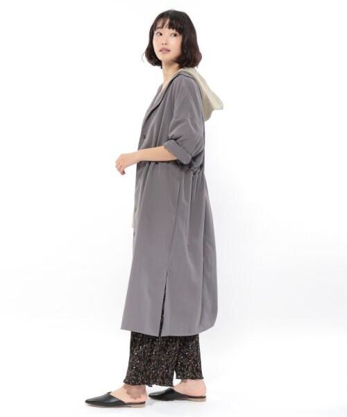 LAURA ASHLEY フラワープリントプリーツパンツ 楊柳生地／同柄アイテムあり】ウッドブロック リーヴス柄パンツ