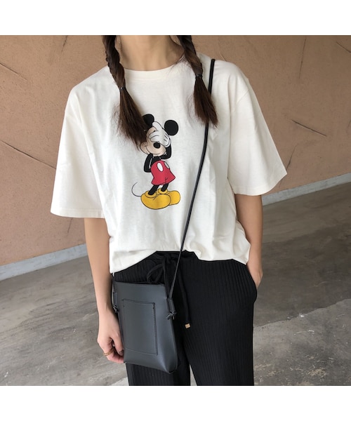 copine(コピン)の「目隠しミッキーTシャツ(2color)【クリックポスト対象商品】(Tシャツ/カットソー・レディース・その他)」の2枚目の写真