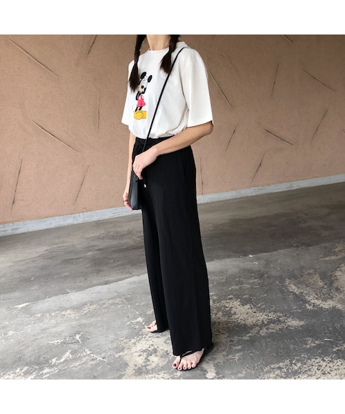 copine(コピン)の「目隠しミッキーTシャツ(2color)【クリックポスト対象商品】(Tシャツ/カットソー・レディース・その他)」の3枚目の写真