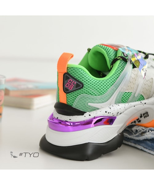 no brand（ノーブランド）の「厚底スポーティースニーカー蛍光色