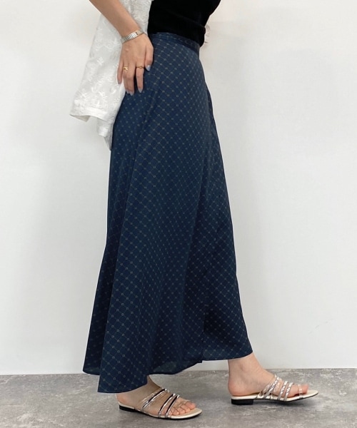 PAGEBOY（ページボーイ）の「モンガララップスカート（スカート・レディース・オフホワイト/ブラック/ネイビー・F）」の7枚目の写真