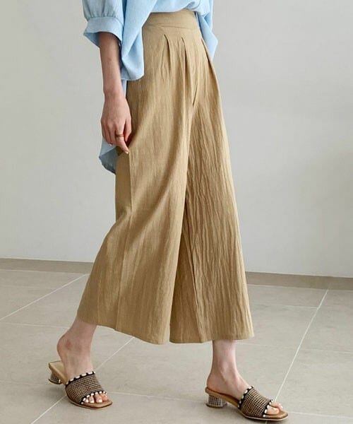 DHOLIC(ディーホリック)の「タックコットンワイドパンツ(その他パンツ・レディース・ブラウン/イエロー/ブラック/ベージュ/ホワイト・FREE)」の5枚目の写真