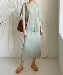 DHOLIC | プリーツTシャツ＆スカートSET(Tシャツ/カットソー)