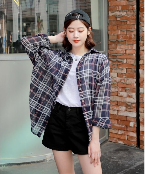 HOTPING(ホッピン)の「シースルータータンチェックシャツ(シャツ/ブラウス・レディース・White/Black・XS-M/L-XL/2XL-3XL)」の2枚目の写真