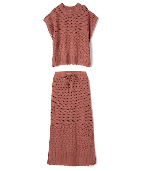GRL（グレイル）の「透かし編みトップスXスカートニットセットアップ