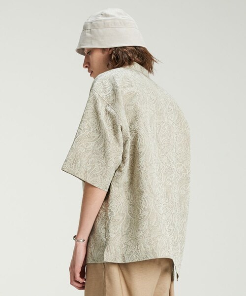 LIDNM（リドム）の「JACQUARD PAISLEY SHIRT（シャツ/ブラウス・メンズ・ベージュ系・MEDIUM/LARGE）」の4枚目の写真
