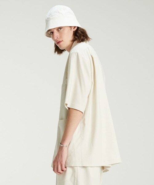 LIDNM（リドム）の「DRAPE WORK SHIRT（シャツ/ブラウス・メンズ・ホワイト系・MEDIUM/LARGE）」の3枚目の写真