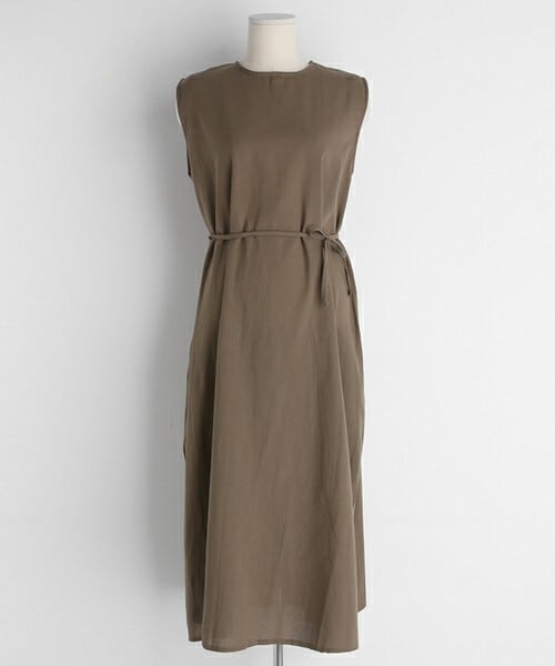 DHOLIC(ディーホリック)の「ストラップ付スリーブレスロングワンピース(ワンピース・レディース・ブラウン/ベージュ・FREE)」の1枚目の写真